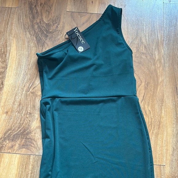 NWT-Green Asymmetrical Ruffled One-Shoulder Cocktail Dress - Picture 6 of 12